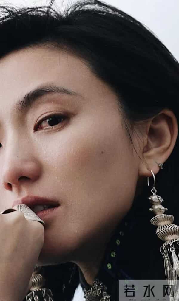 离婚后的金喜彻底开挂,从70平出租房搬进别墅,脱离李亚鹏更加好