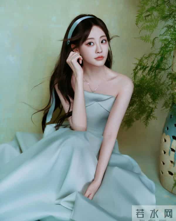 祝绪丹薄荷公主这是要逆天啊，美得都不敢眨眼了！