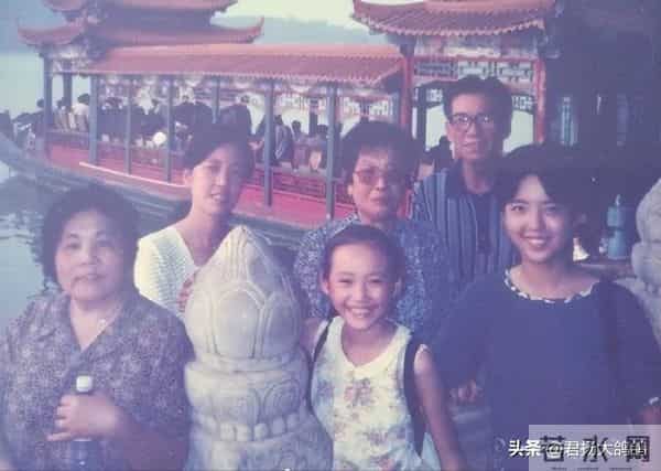 原来他俩是夫妻，官宣结婚不到两个月，她就演《大生意人》再翻红