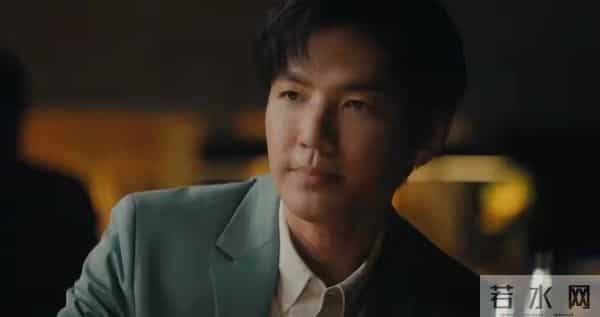 年纪大了就别尬演美男！油光满面脸部肿胀，这是迷倒女人的皮囊？