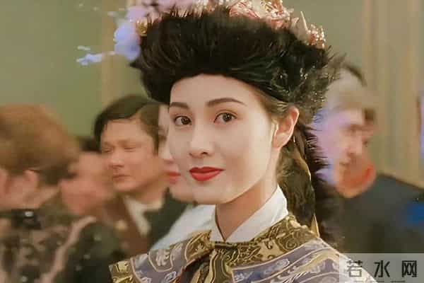 靠妹妹李嘉欣介绍，嫁给十亿富豪的李嘉明，一家人都不是省油的灯