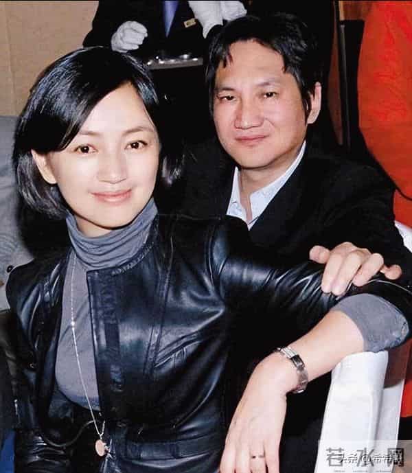 她是陈坤都得不到的女人 转身却嫁给“丑丈夫” 如今活成了人生赢家