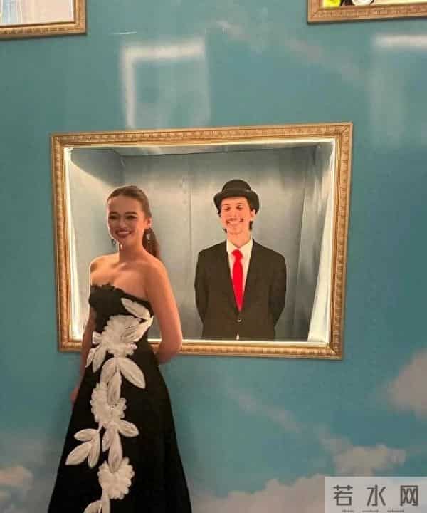 邓文迪大女儿瘦了后更漂亮了，24岁生日蛋糕造型奇特，换了新男友