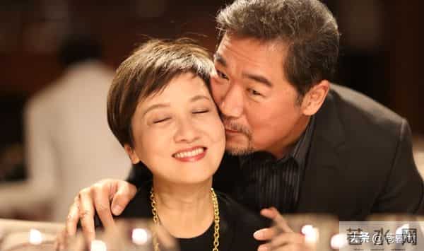 不到24小时，央媒四次点名张国立，王刚的话终于有人信了