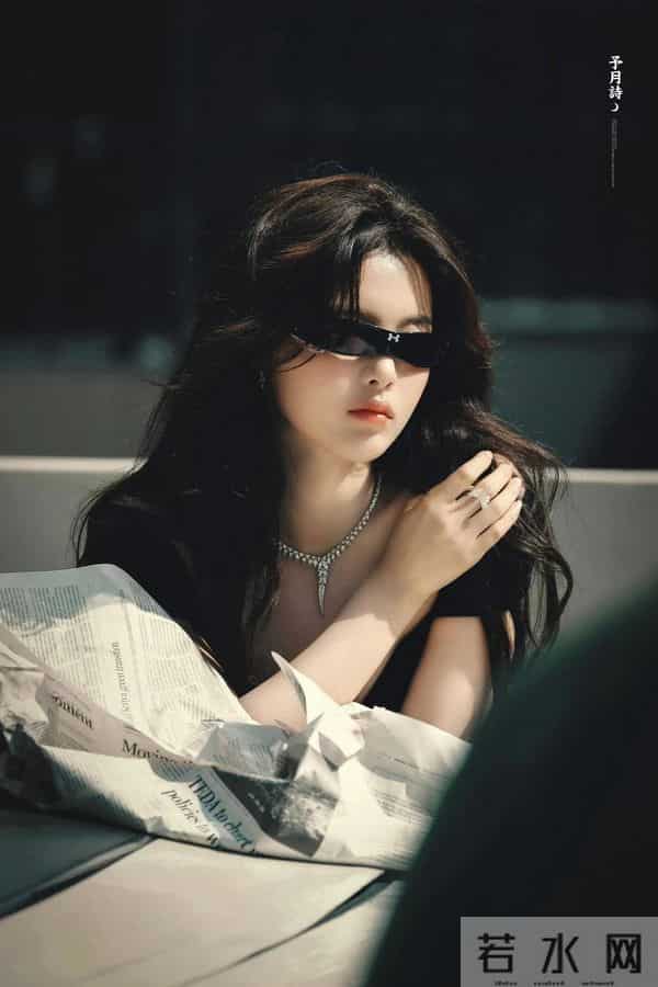 杨超越长大了，真好看