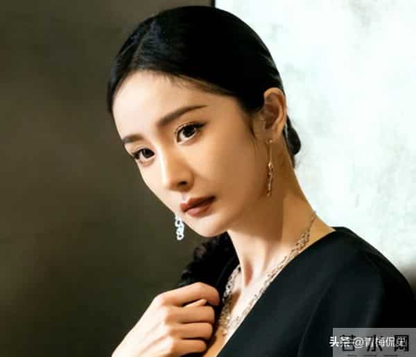 刘恺威没想到，前妻杨幂会因香港火灾后一特殊举动，实现口碑暴增