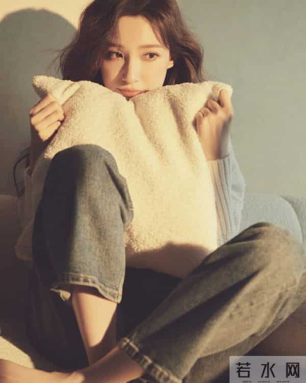 马凡舒，秋日女友氛围感写真