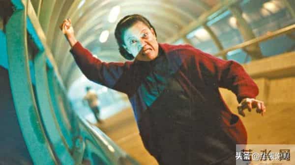 91岁TVB老戏骨被曝低调离巢，已被TVB官网除名，双方合作逾半世纪