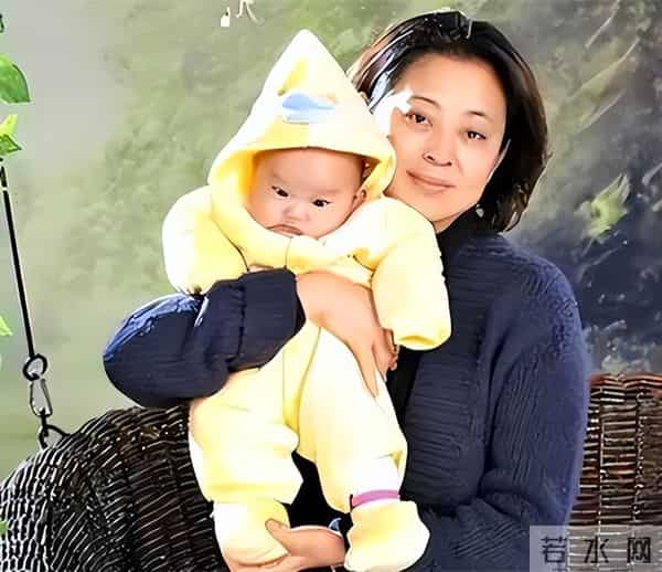 倪萍：儿子患眼疾，她觉得愧对王文澜