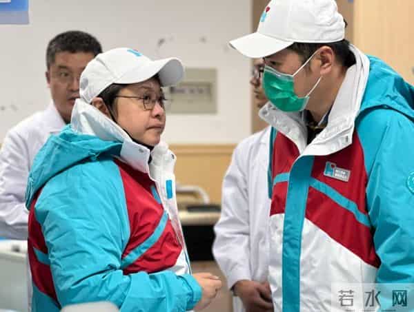 香港大火这次，5年前深陷“假慈善”风波的韩红，狠狠打脸举报者