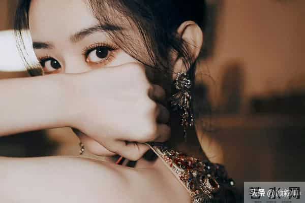 赵丽颖这组图，美到让人移不开眼！