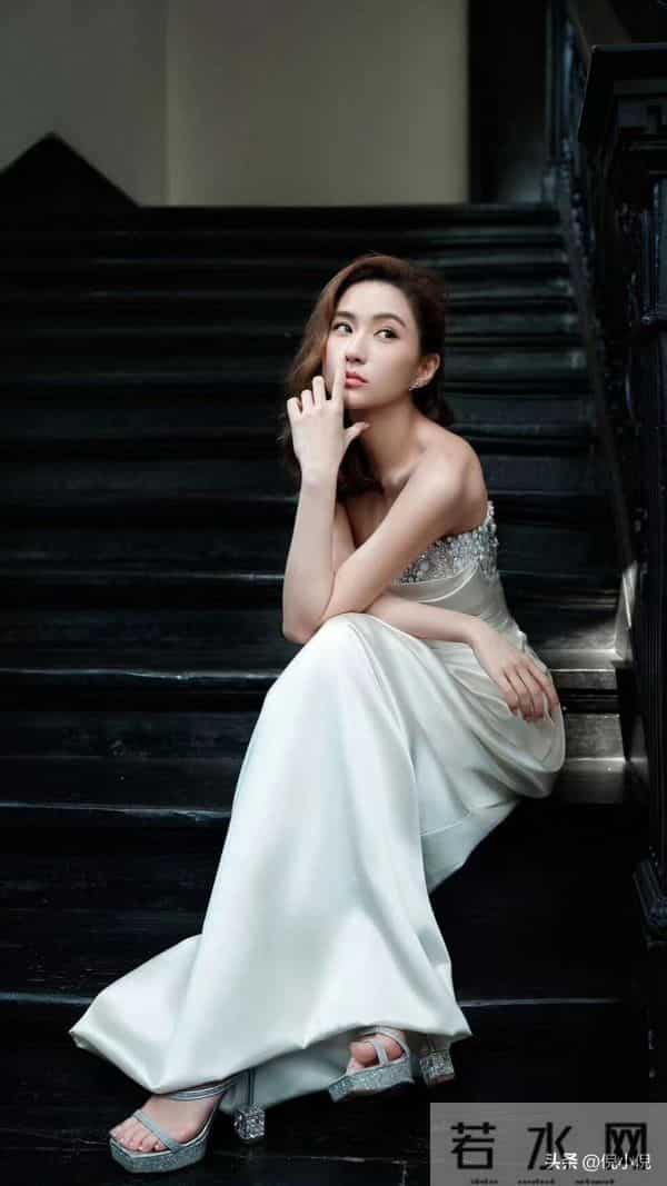 何超莲时尚大片