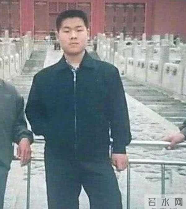 样样通样样松，赚完钱名声没了，郭德纲早就看穿岳云鹏的结局