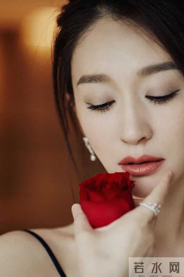 李小冉的曼妙身姿