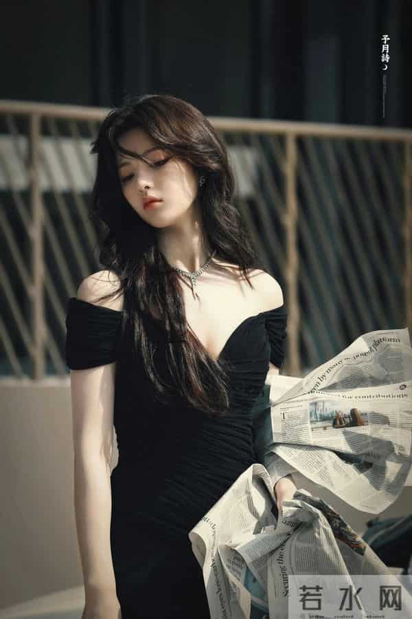 杨超越长大了，真好看