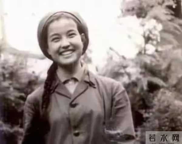 刘晓庆大胆谈“性”!不忍无性婚姻,4婚3离后一直是“女王”