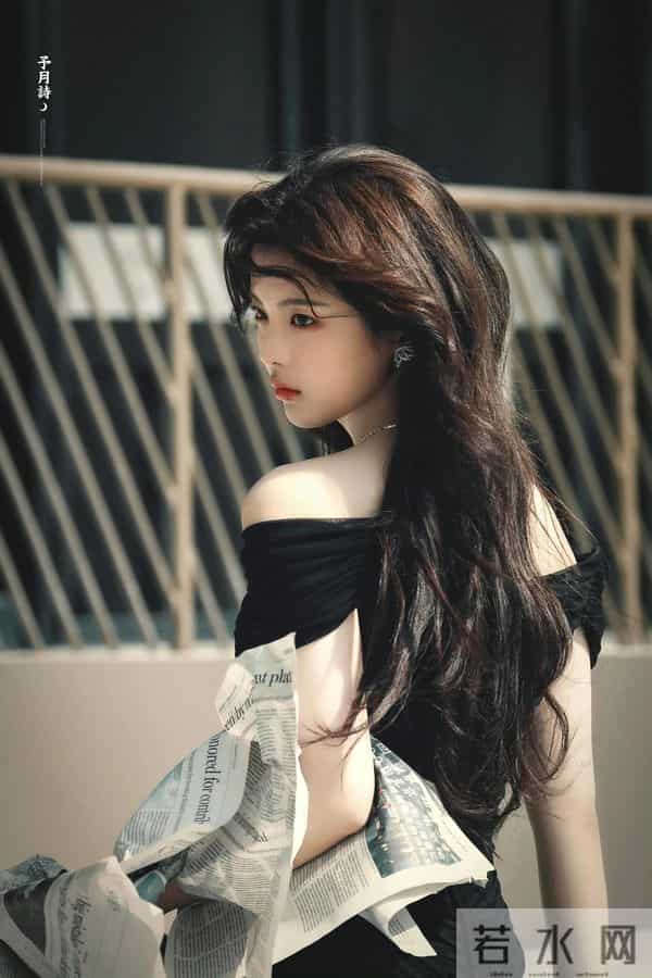 杨超越长大了，真好看