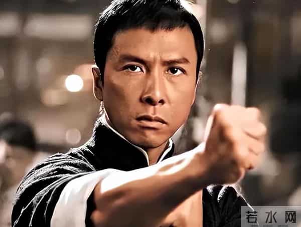 甄子丹夫妇惹众怒！在美网散播谣言，恶意诋毁中国，黑历史被扒光