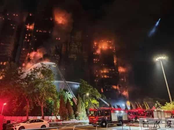 真慈善不怕火光照：香港大埔大火，韩红的 1000 万打了多少黑粉的脸