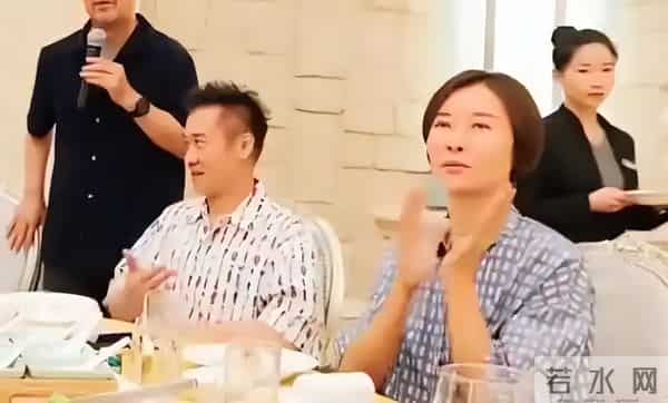 柯蓝也没想到,分手4年后,会以这种方式,和黄志忠“再续前缘”