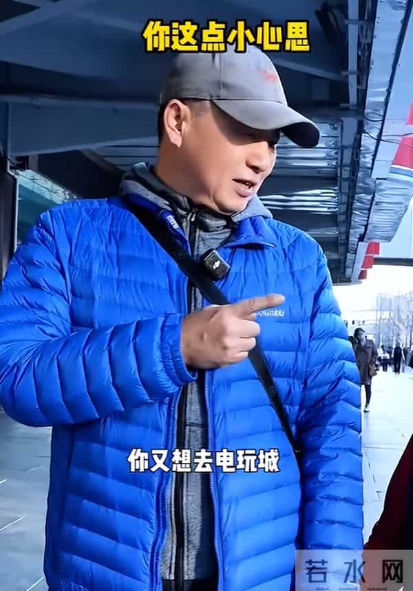 表面是演员,实际是“国际反恐专家”!这位老戏骨隐藏的太深了