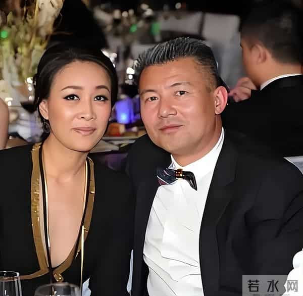 婚变风波才过两个月,那英近况被曝光,一点都不意外!