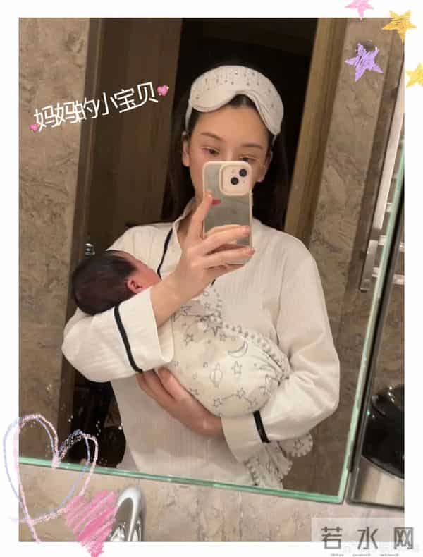 郭富城方媛三胎女儿的脚特别大，被网友催生四胎：一定是儿子