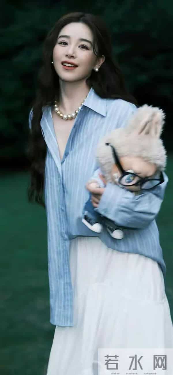 美女壁纸 - 阚清子