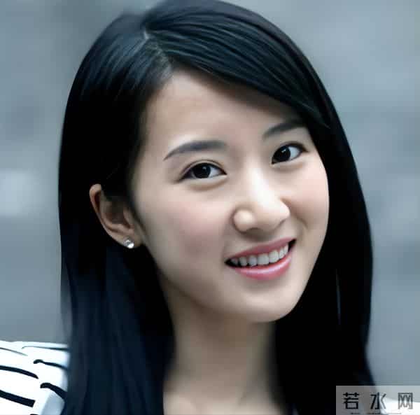 李念带3个孩子去美国，给13岁女儿买打折裙子，三代人同住大别墅