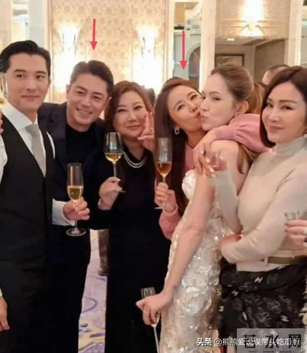 林心如和老公霍建华参加朋友的婚礼，夫妻俩的状态非常好