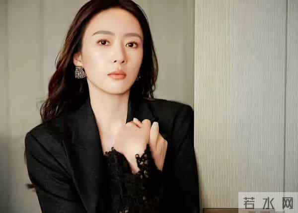 童谣西装裸足蕾丝