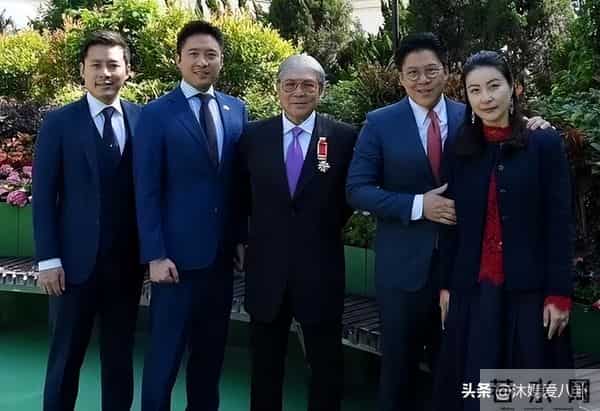 郭晶晶都意外！香港火灾后霍启刚的两大硬核操作，口碑彻底爆了