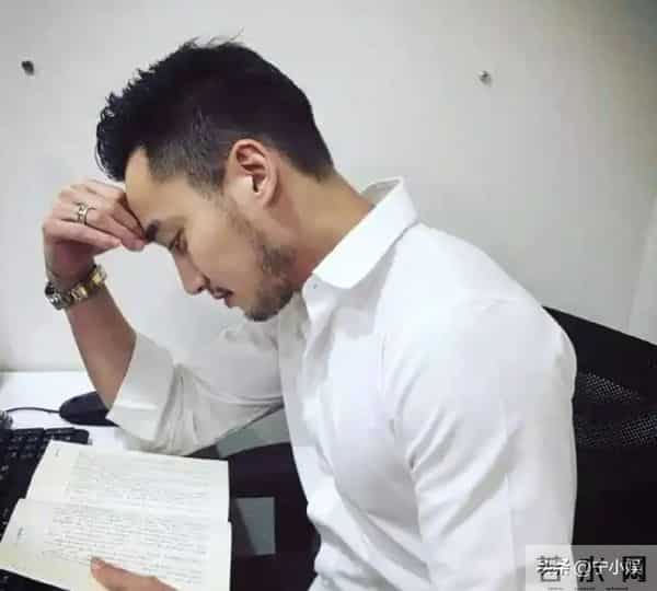 三婚又离？被阿娇主动求婚，如今妻子刚产下二胎，他又要卖惨了？