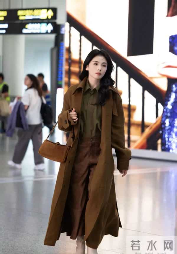 刘涛机场随拍，大气端庄，好美