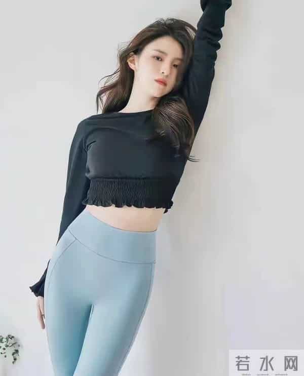 韩国女演员韩素希