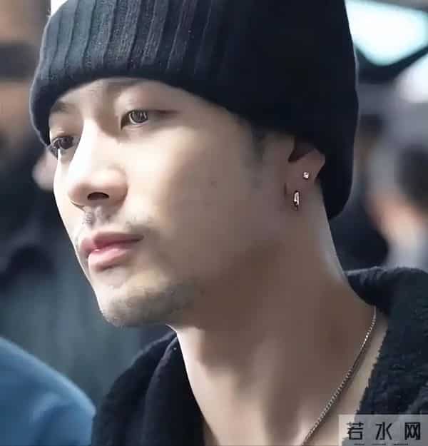 身患抑郁、被朋友骗走财产，今自爆医美，31岁的他给所有人提了醒