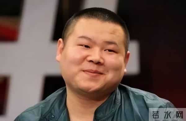 钱再多有什么用？官媒出手揭岳云鹏夫妇真实现状，走上于谦的老路