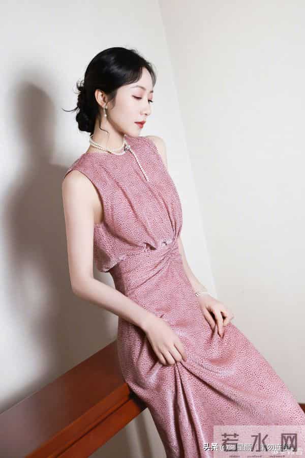 韩雪 杨柳细腰白瓷皮肤 含情脉脉的美很抓人