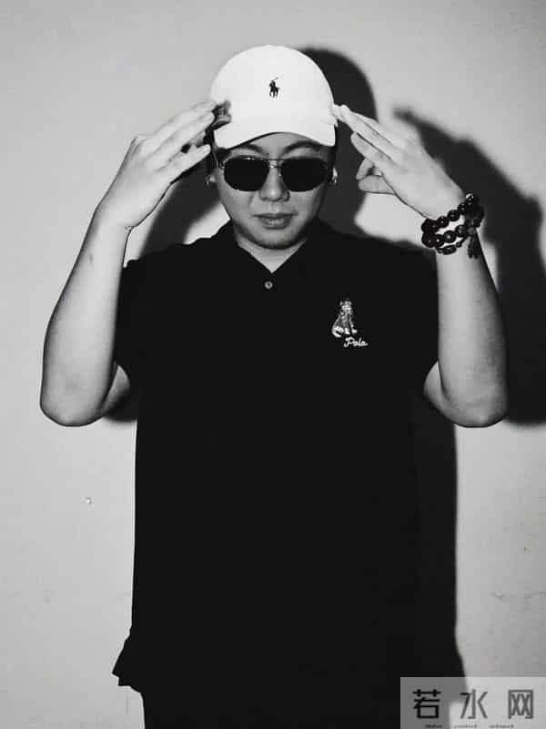 从顶流到塌房，草根出身的他仅用了一周，事后不知悔改还高调回怼