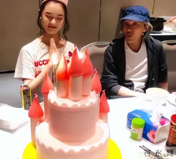 天亮了！与沈腾传绯闻，被骂“三姐”的林允，这次终于扬眉吐气了