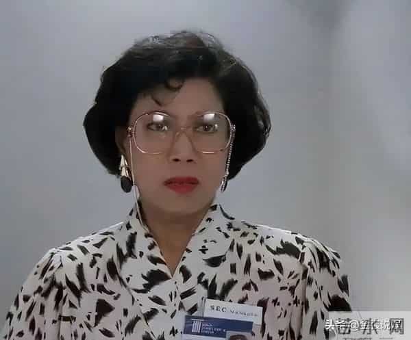 91岁TVB老戏骨被曝低调离巢，已被TVB官网除名，双方合作逾半世纪