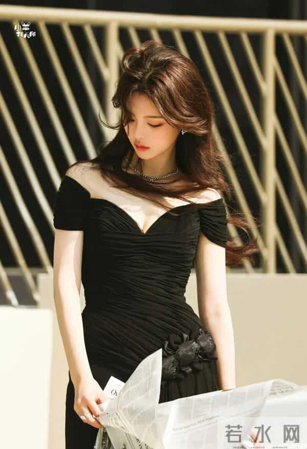 杨超越长大了，真好看