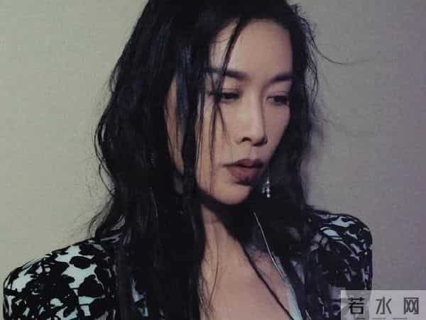 出轨风波真相大白仅2个月，那英近况曝出，马伊琍一个字都没说错