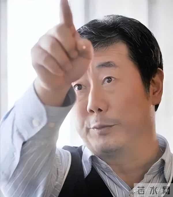 《焦点访谈》前主持人-方宏进淡出视线