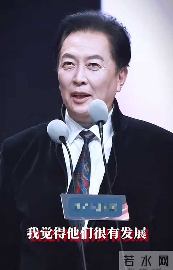 唐国强的“颁奖感言”在全网火了，刘晓庆说过的话，终于有人信了