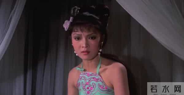 恬妮：以平胸闻名的她凭什么成了性感艳星？