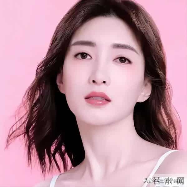 与富豪海外产子真相大白6个月，39岁江疏影露面，近照曝光大变样