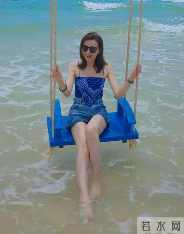 吴若希港风慵懒感好绝啊