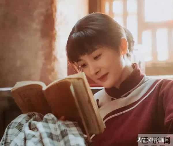 刘恺威没想到，香港大火1天后，杨幂因一个特殊举动实现口碑暴涨