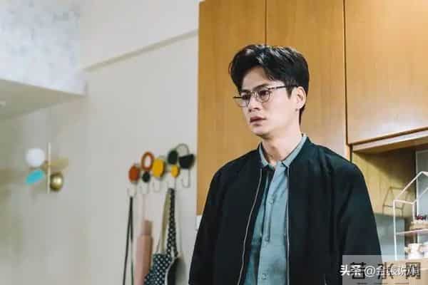 杨怡一家每月生活开销六位数，房租6万还雇了两家佣，丈夫养全家